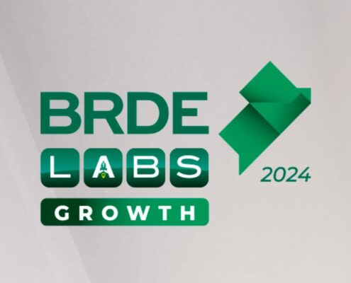 Na fase final do BRDE Labs SC Growth 2024, 44 startups finalistas serão avaliadas em bancas regionais e concorrem a premiações em dinheiro.